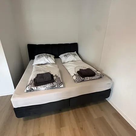 Und Stadionnah Apartment *